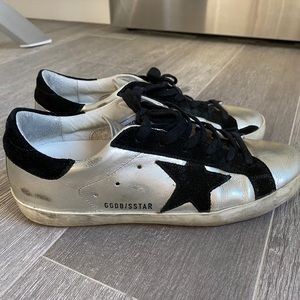 Golden Goose Low Top Sneaker